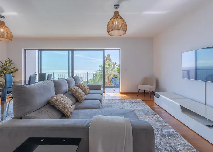 Sea View * Canico (Madeira)