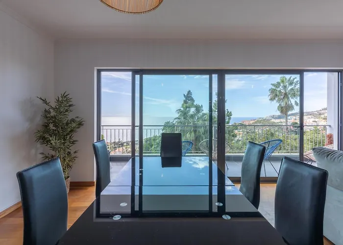 Sea View * Canico (Madeira)