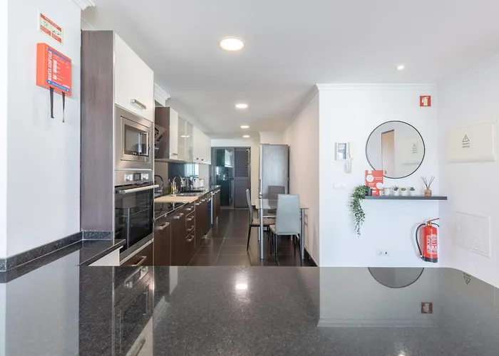 Sea View * Canico (Madeira)