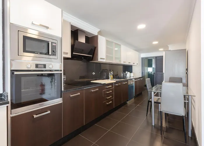 Apartment Sea View *